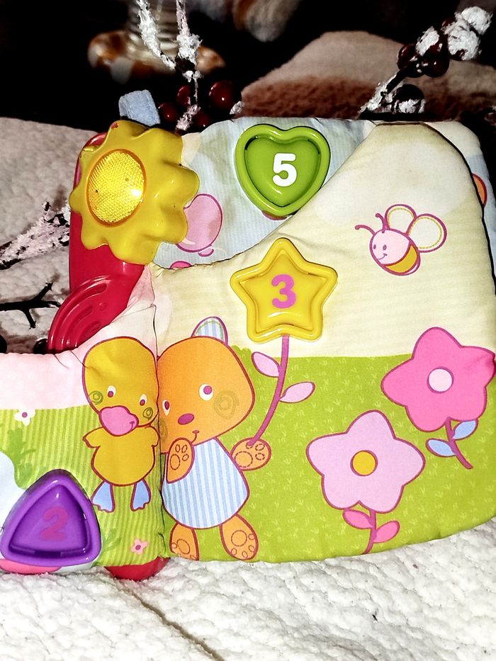 🎄 VTech Mon livre tout doux musical et lumineux - photo numéro 2