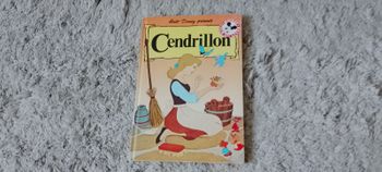 Livre Cendrillon Walt Disney
