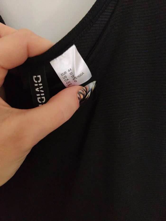 Robe noire - photo numéro 4