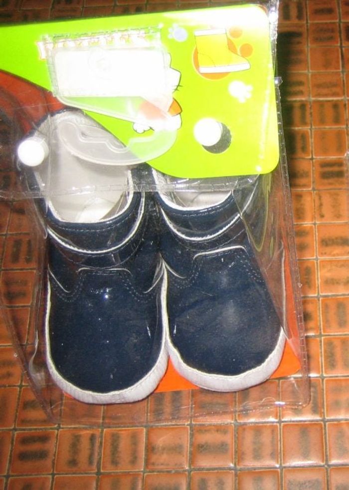 bottes bébé mixte 18-19 neuve