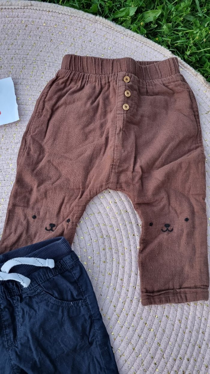 Lot 3 pantalons légers 18 mois - photo numéro 4