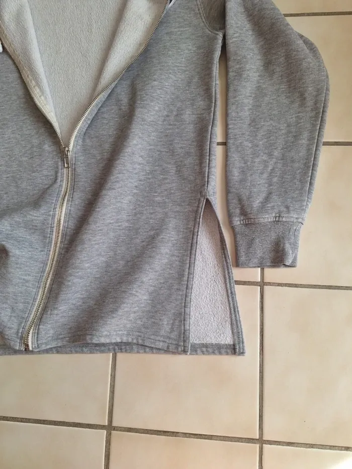 Long sweat à capuche zippé gris H&M S - photo numéro 4