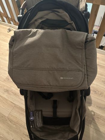Poussette Kinderkraft taupe 