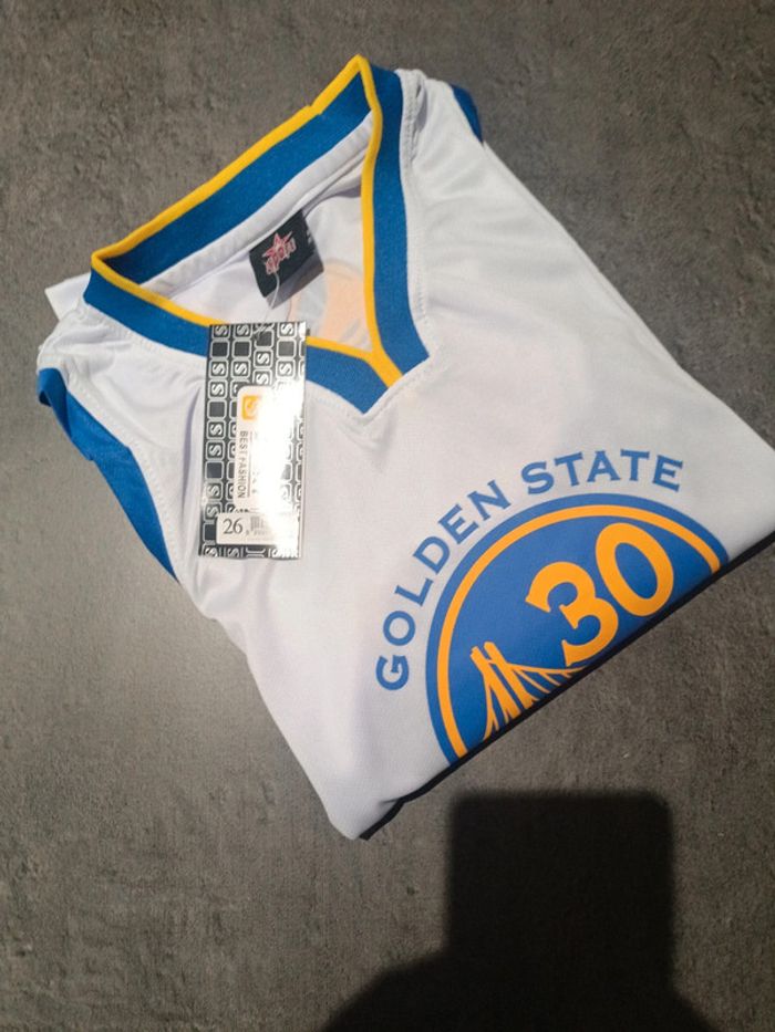 Tenue NBA golden state warriors Stephen Curry blanc. T.26 - photo numéro 4