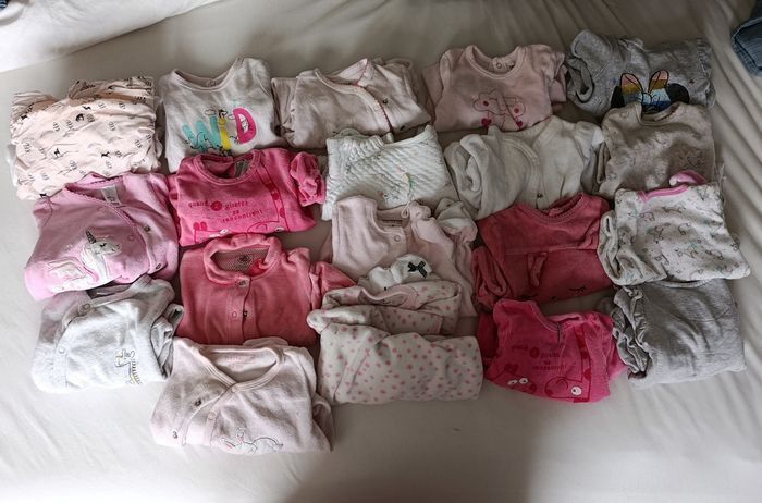 19 pyjamas chauds 3 mois