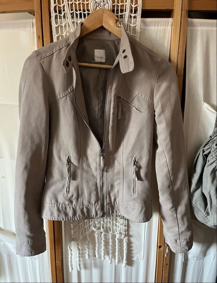 Jolie Veste camaïeu