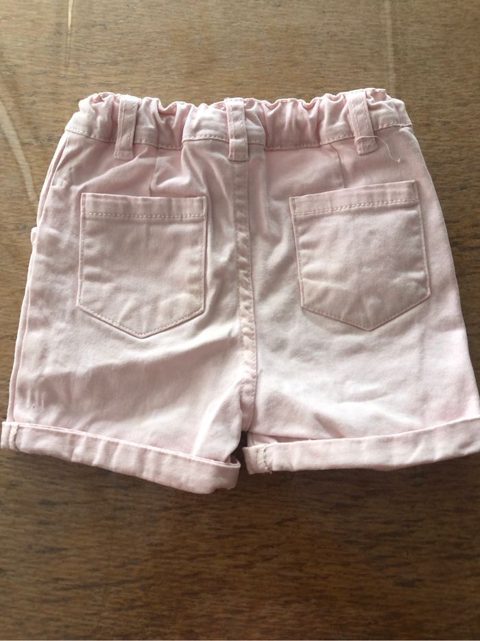 Short fille - photo numéro 2
