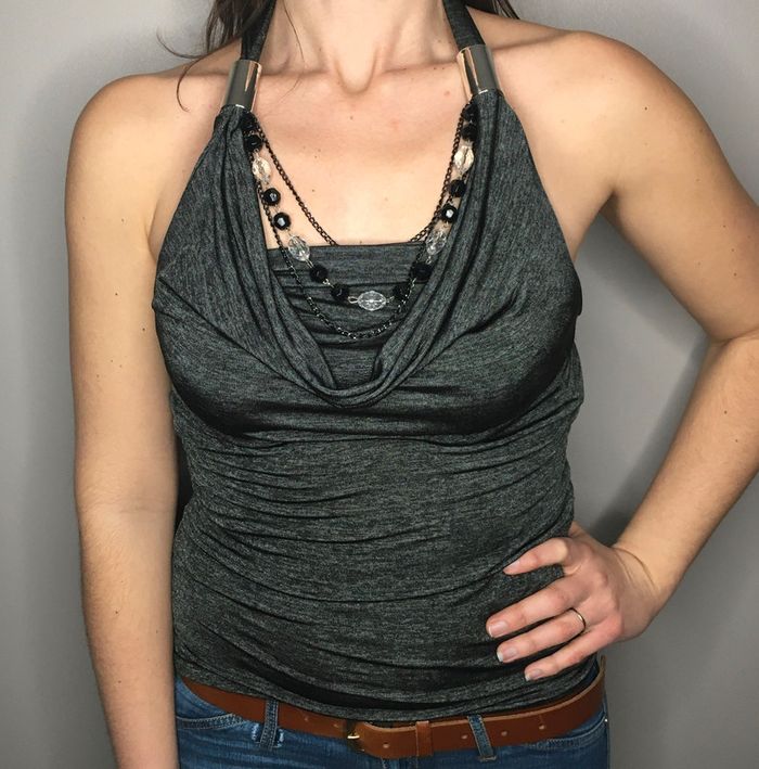 Dos nu 2 en 1 avec bijou