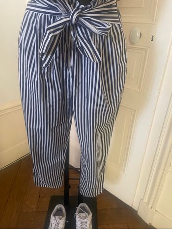 Pantalon chinos à rayures Zara 36
