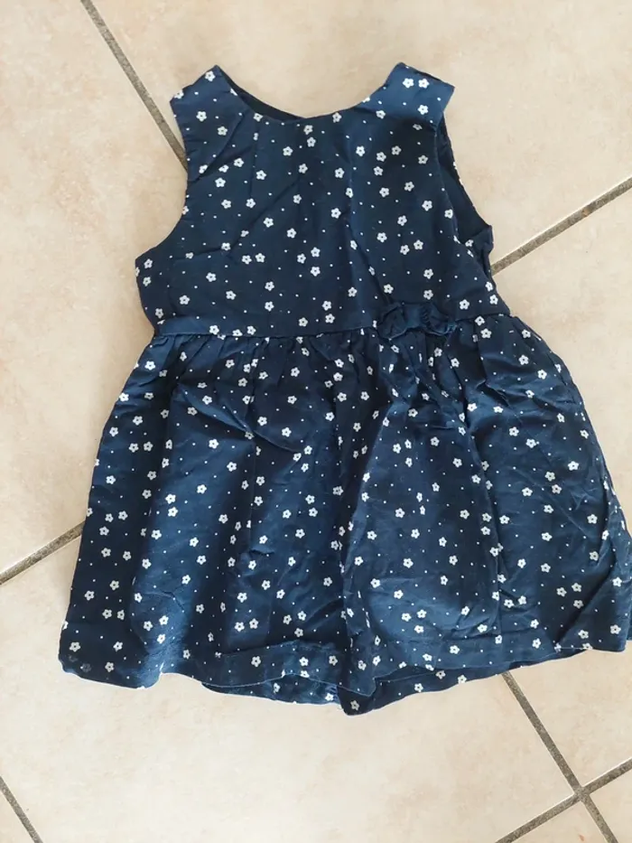 Robe kiabi 3 mois