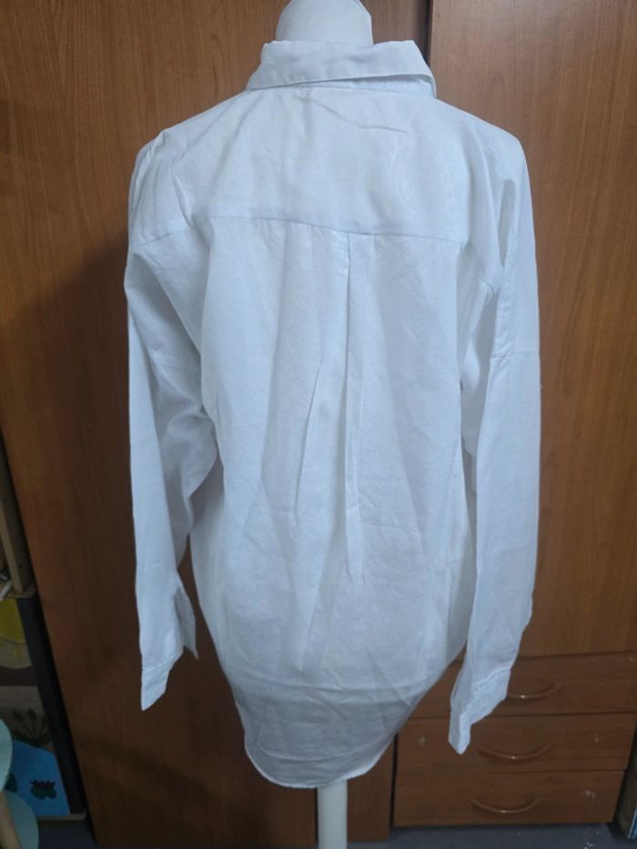 Chemise taille 40-42 - photo numéro 2