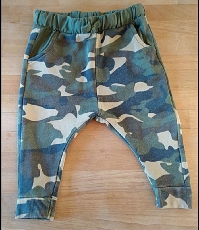 Lot 2 pantalons zara 9/12 mois - photo numéro 3