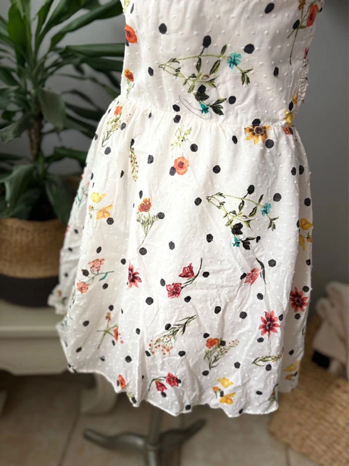 Robe bustier Naf Naf - à motif fleuris - taille 42/XL - en très bon état - photo numéro 4