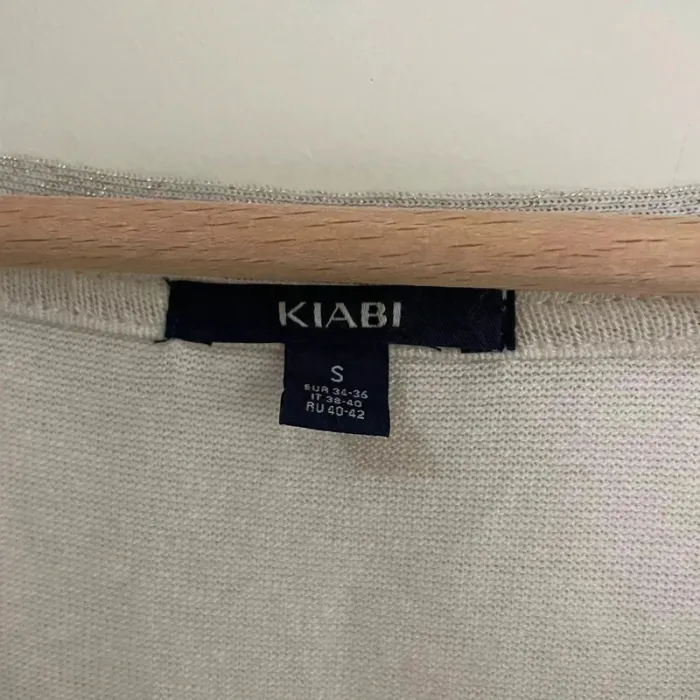 T-shirt blanc cassé Kiabi T.S, col V, manches courtes, maille fine fluide, basique chic V039 - photo numéro 9