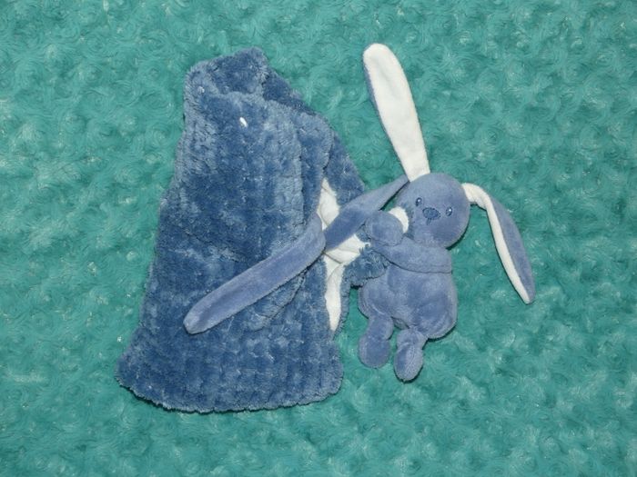 Doudou lapin couverture Nattou bleu blanc 🐰tbe - photo numéro 3