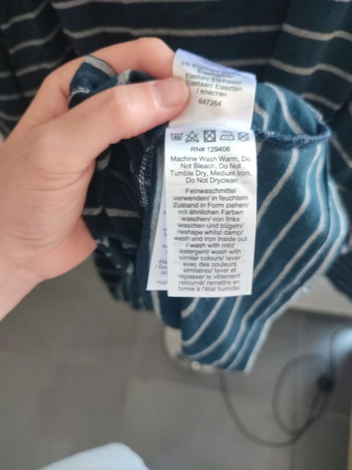 T-shirt manches longues allaitement T54 très bon état - photo numéro 6