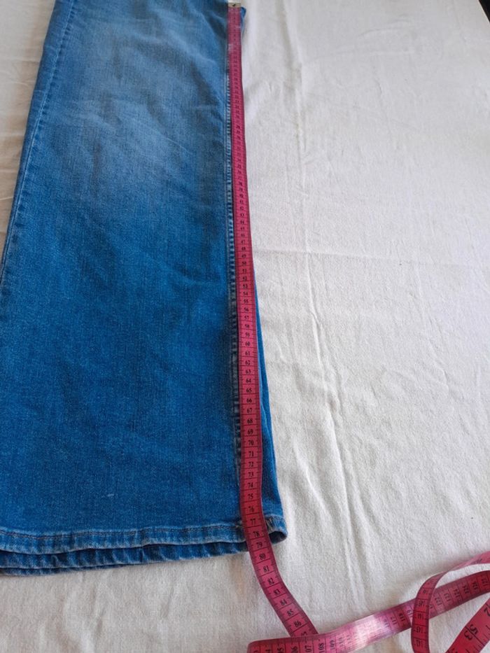 Jean taille haute large Only modèle hannah 27×32 - photo numéro 10