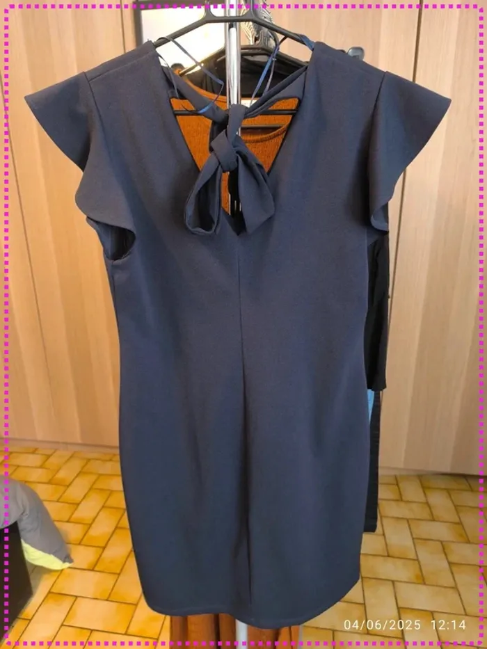 Robe moulante bleu marine (40) - photo numéro 2