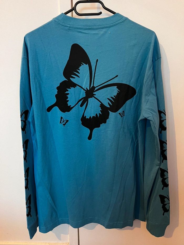 T-shirt manches longues Bershka Papillon - photo numéro 4