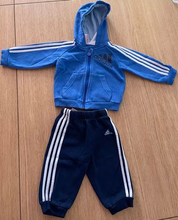 Ensemble adidas 6-9 mois