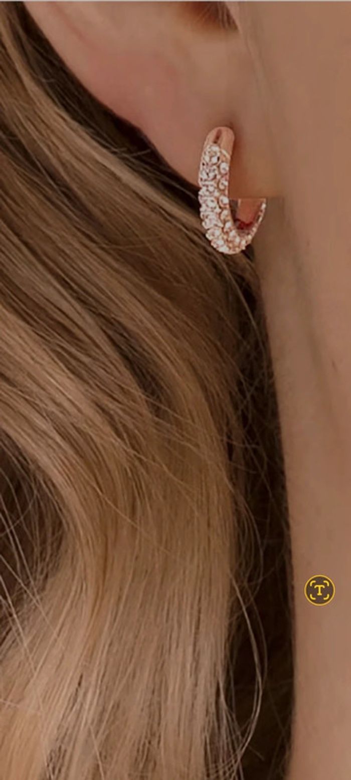 Boucles d'oreilles swarovski - photo numéro 4