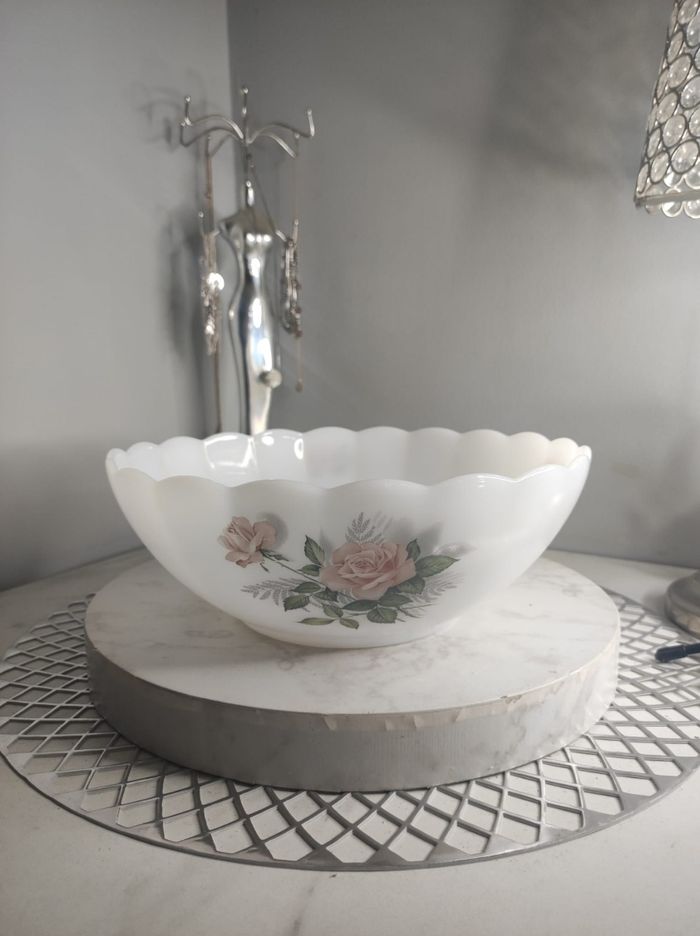 Saladier arcopal opaline blanche