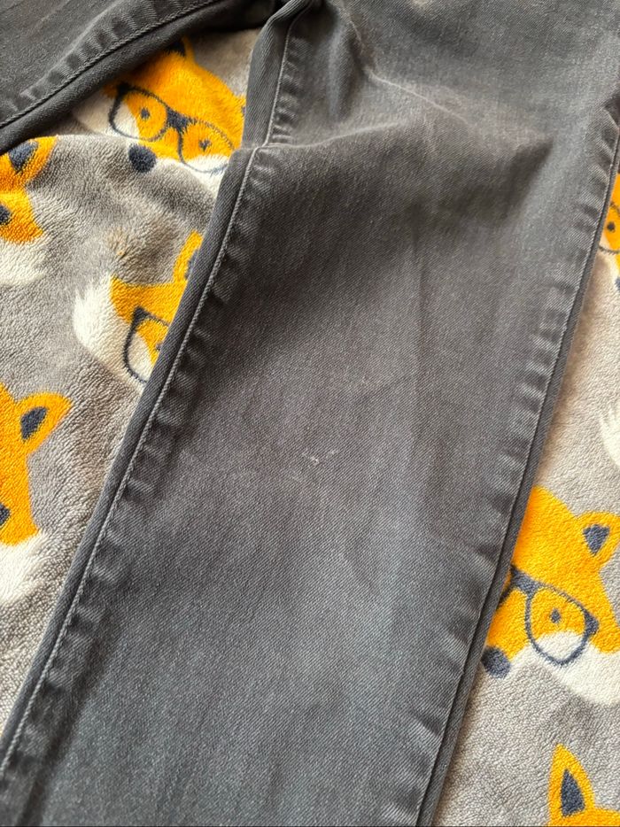 Jean gris foncé - photo numéro 4