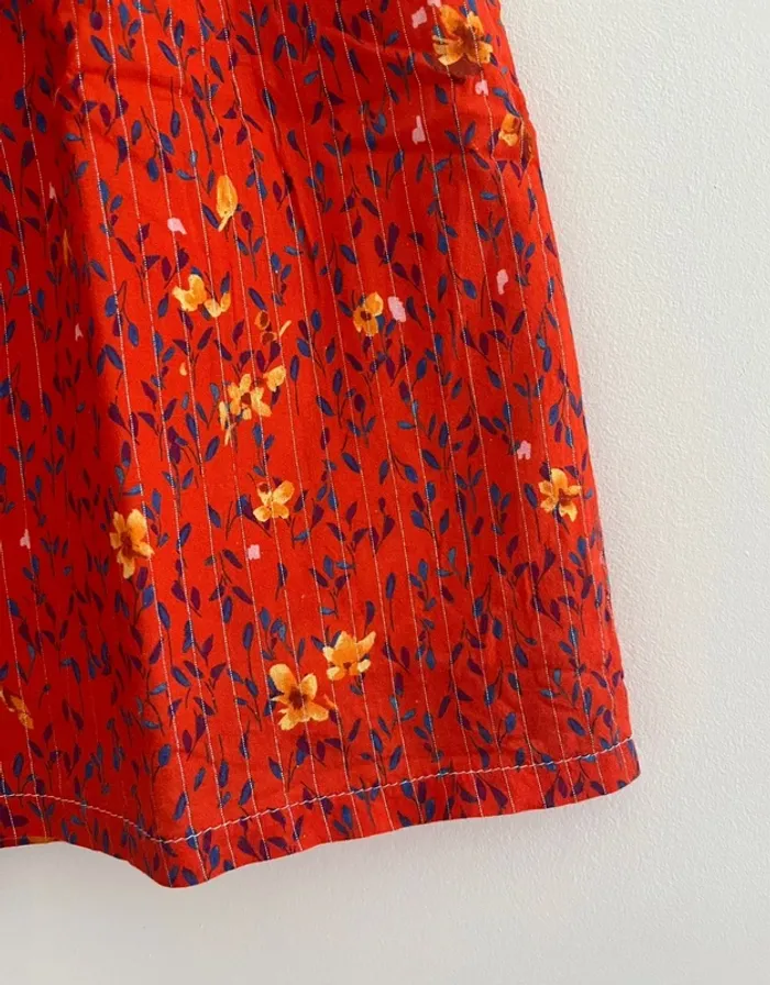 Jupe courte fleurie rouge/corail Belle de Jupe T36 très bon état - photo numéro 3
