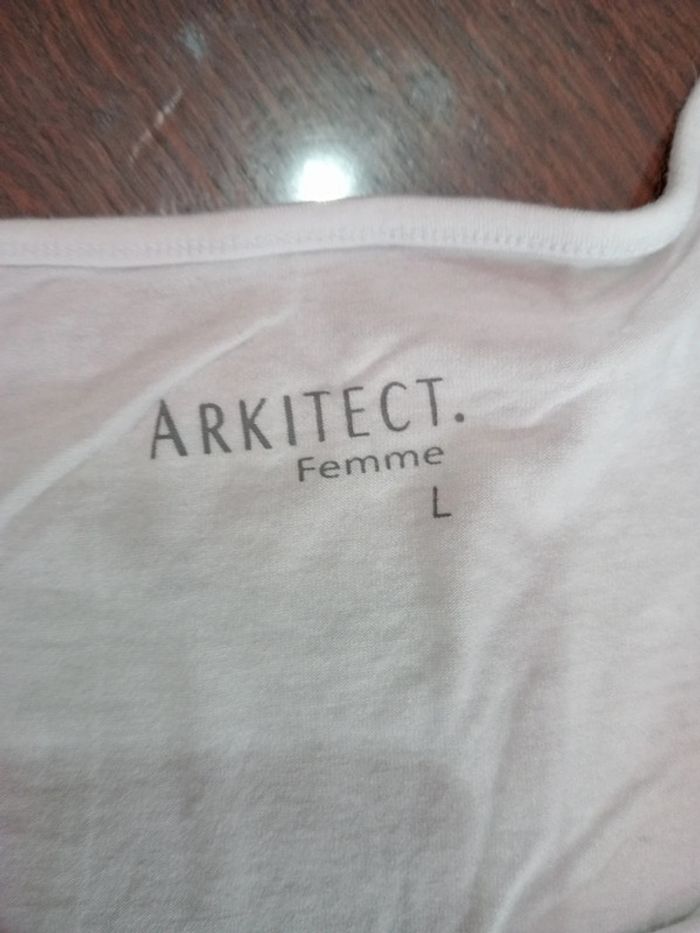 T-shirt taille L - photo numéro 4