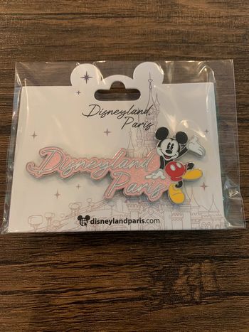 Pin’s Mickey  Disneyland Paris