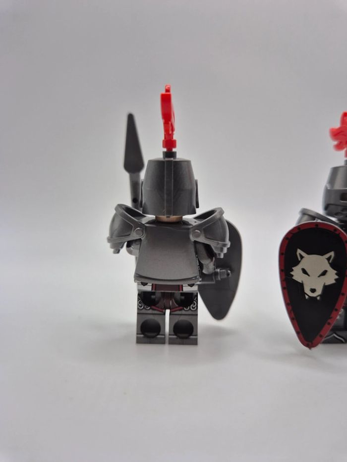 Figurines type lego 2 soldats chevaliers Du Loup - photo numéro 5