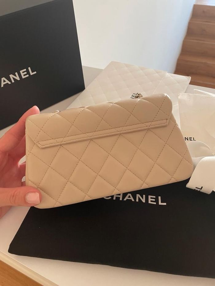 Petit sac à rabat Chanel Fullset Beige 2025 - photo numéro 6