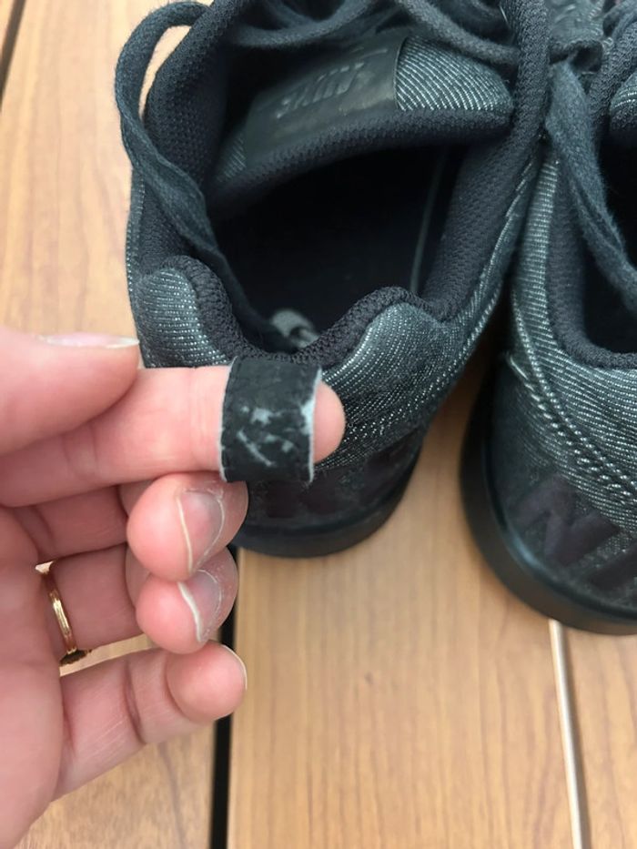 Baskets Nike noir taille 43 - photo numéro 4