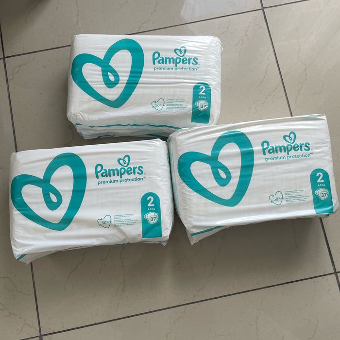 111 couches Pampers Taille 2