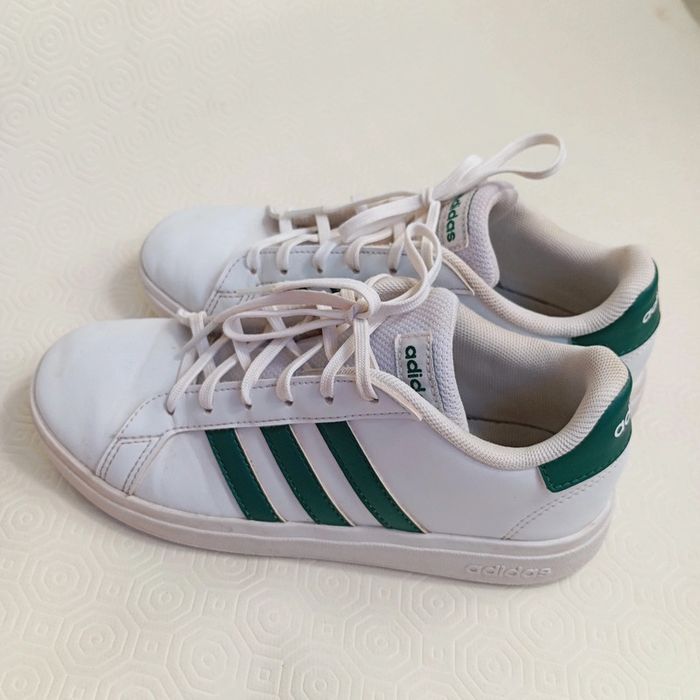 Baskets Adidas Pour Enfant Taille 34. Baskets Blanches Adidas Enfant - photo numéro 7
