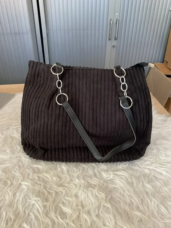 Sac à main fourre tout velours neuf - photo numéro 3