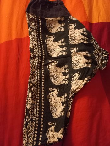 Beau pantalon sarwell mixte TUnique de 18 a 30 mois élastique theme elephants