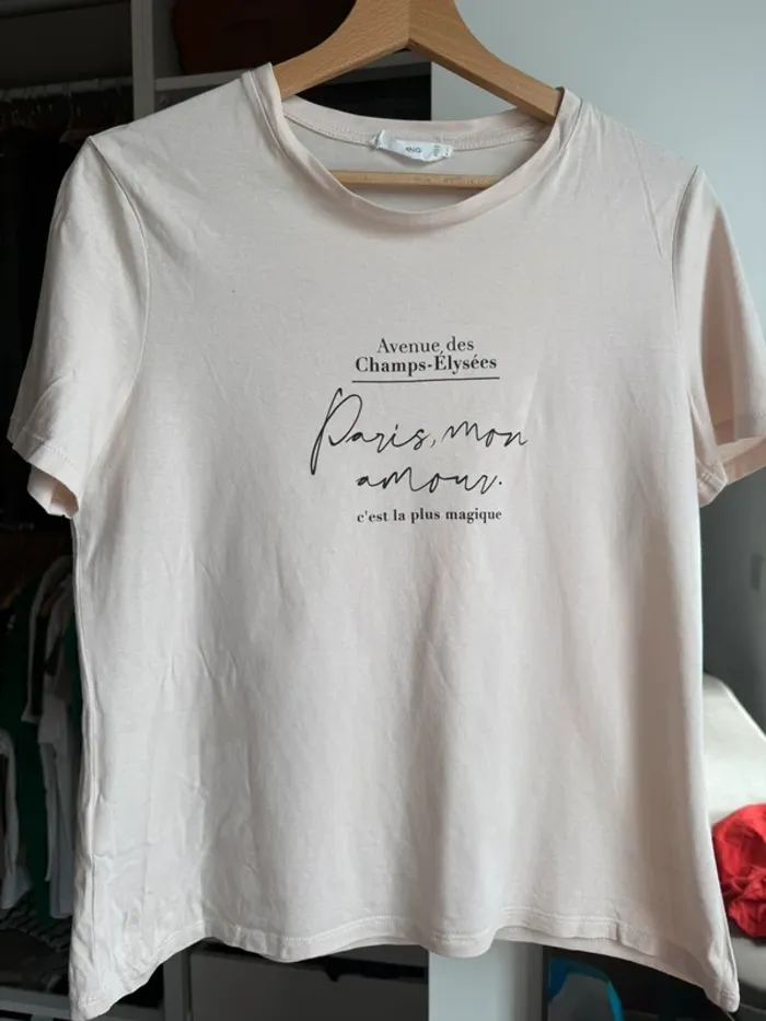 Tee shirt