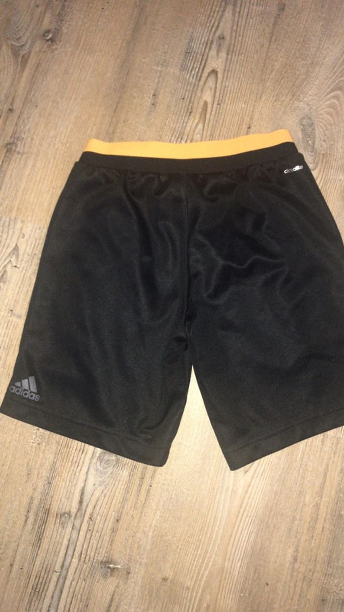 Short adidas - photo numéro 3