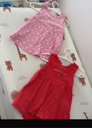 Lot 2 robes