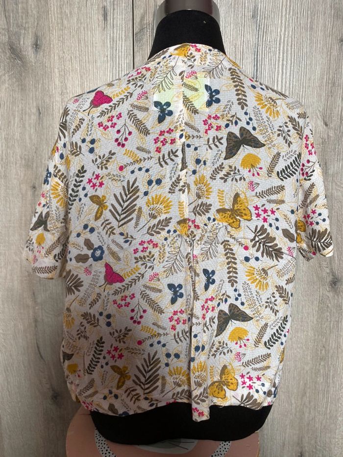 Kimono fleuri Vertbaudet 🌸 5ans - photo numéro 2