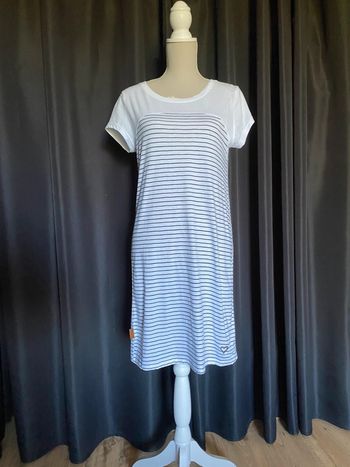 Robe blanche rayée Alife and Kickin