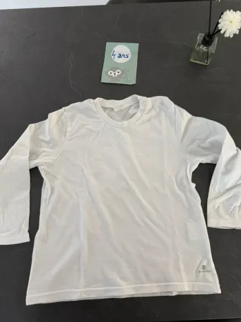 Tee shirt 4 ans