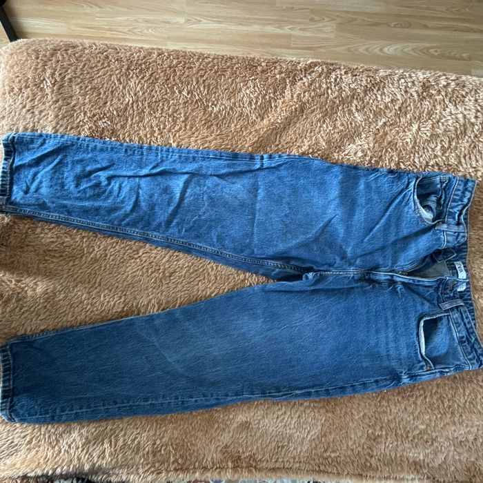 Jean mom