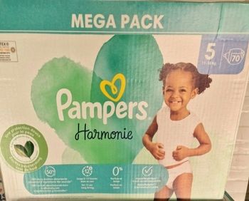 🌍140 couches pampers taille 5 harmonie 🌍