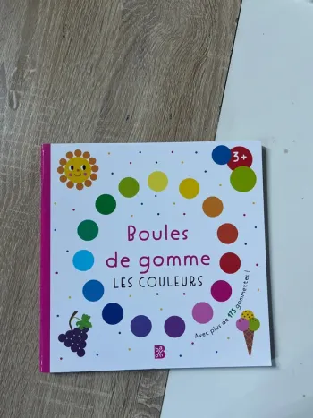 Livre d’activité gommettes