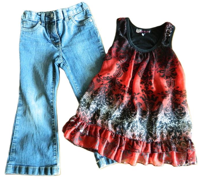 Gros lot de vêtements d'été fille T 3 ans divers marques - photo numéro 2