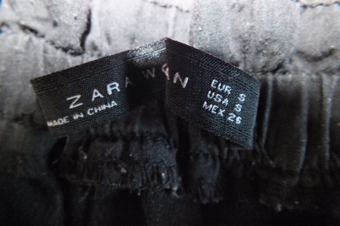 Short imitation cuir Zara - photo numéro 4