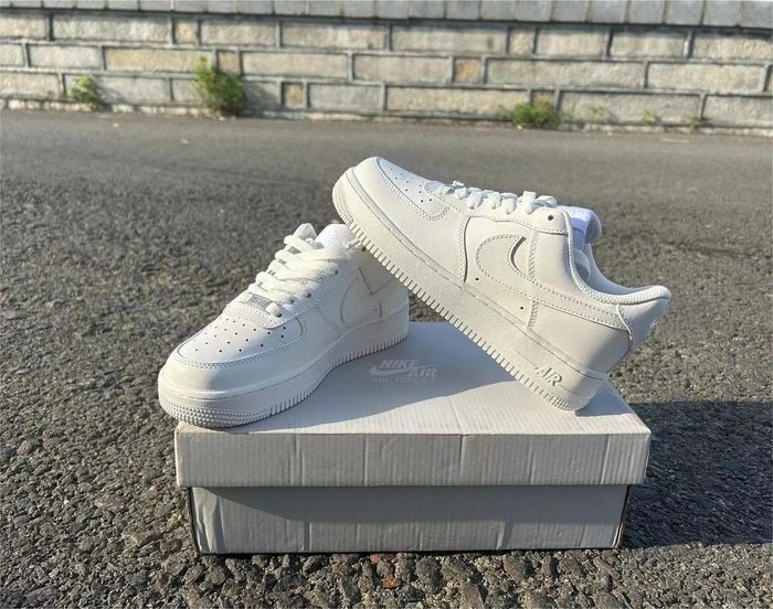 Nike Air Force 1 Low '07 White 39 - photo numéro 4