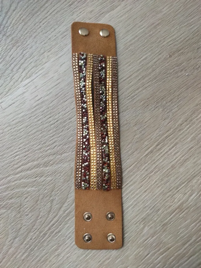 Bracelet manchette neuf